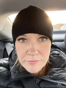 Nov 2019. Glowing with Jane Iredale mineral powder