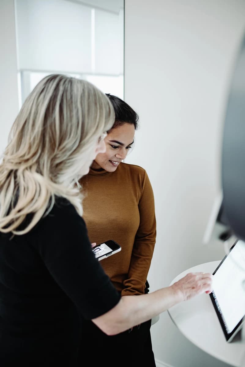 Personalized skin analysis procedure at Louise Green's Ottawa clinic